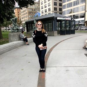 Meet your Posher, Rachel